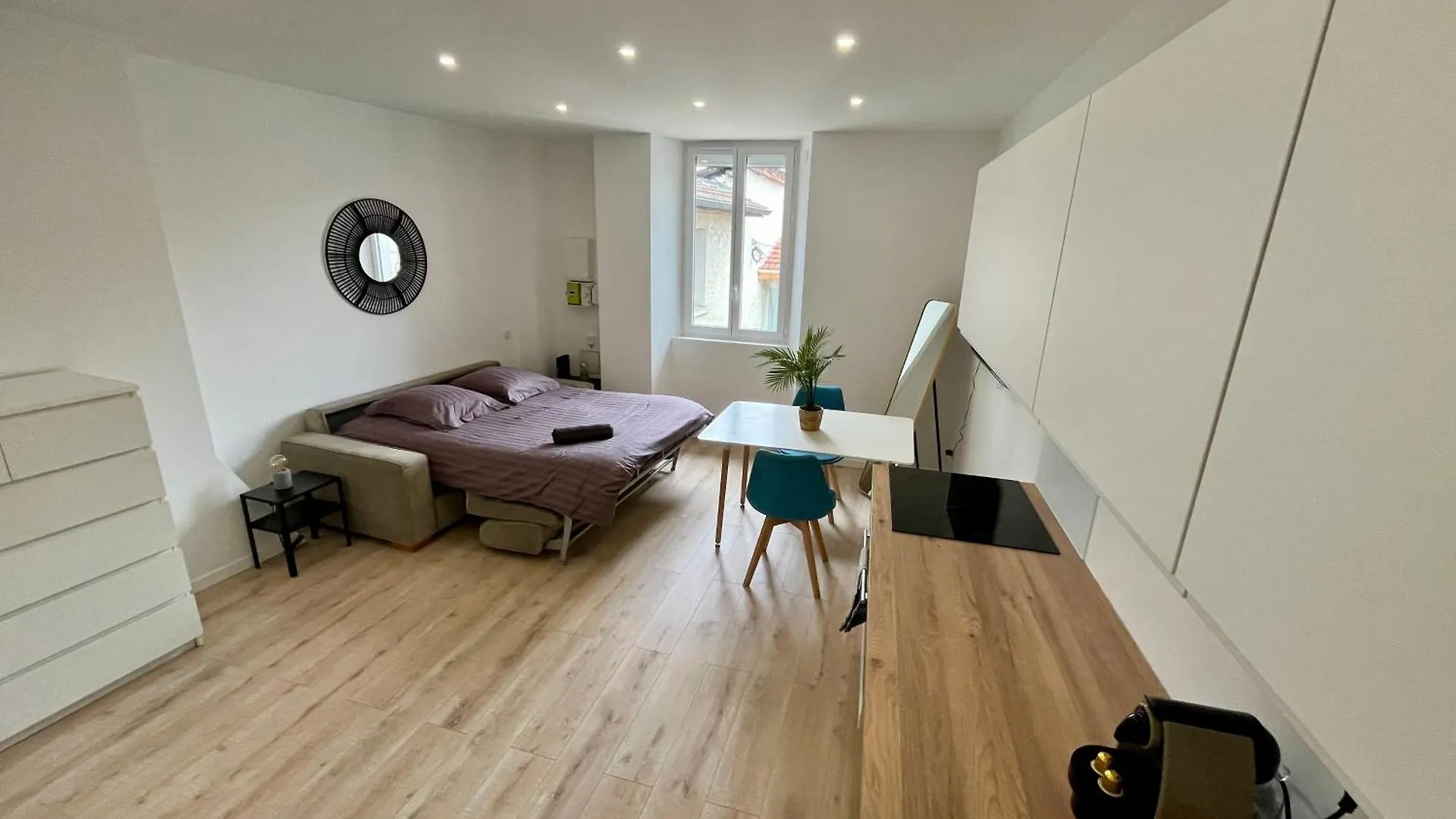 Masha *Clim* Proche Hospital Apartment La Tronche  0*, La Tronche (Isere) France